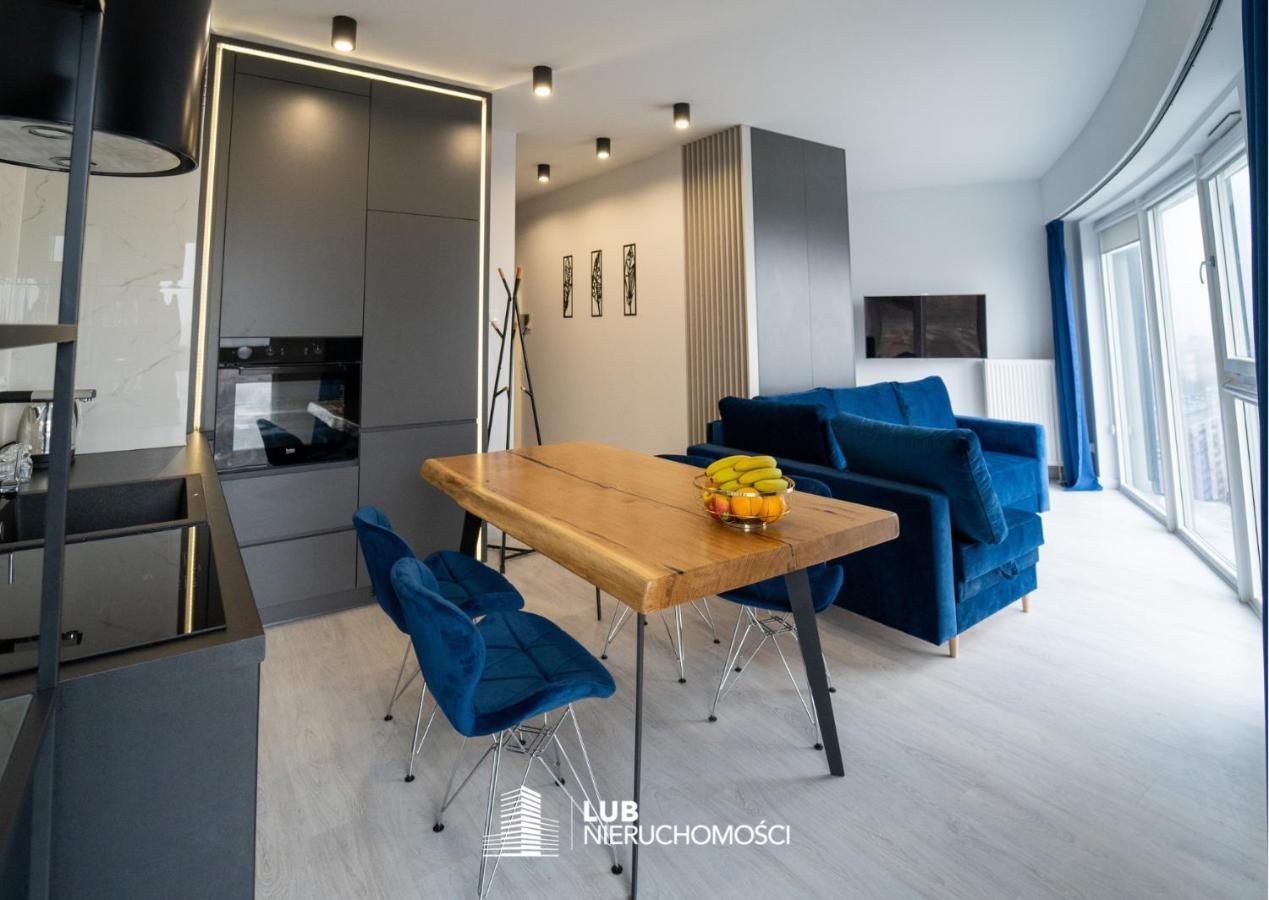 Panorama Capital Luna Rzeszów Extérieur photo