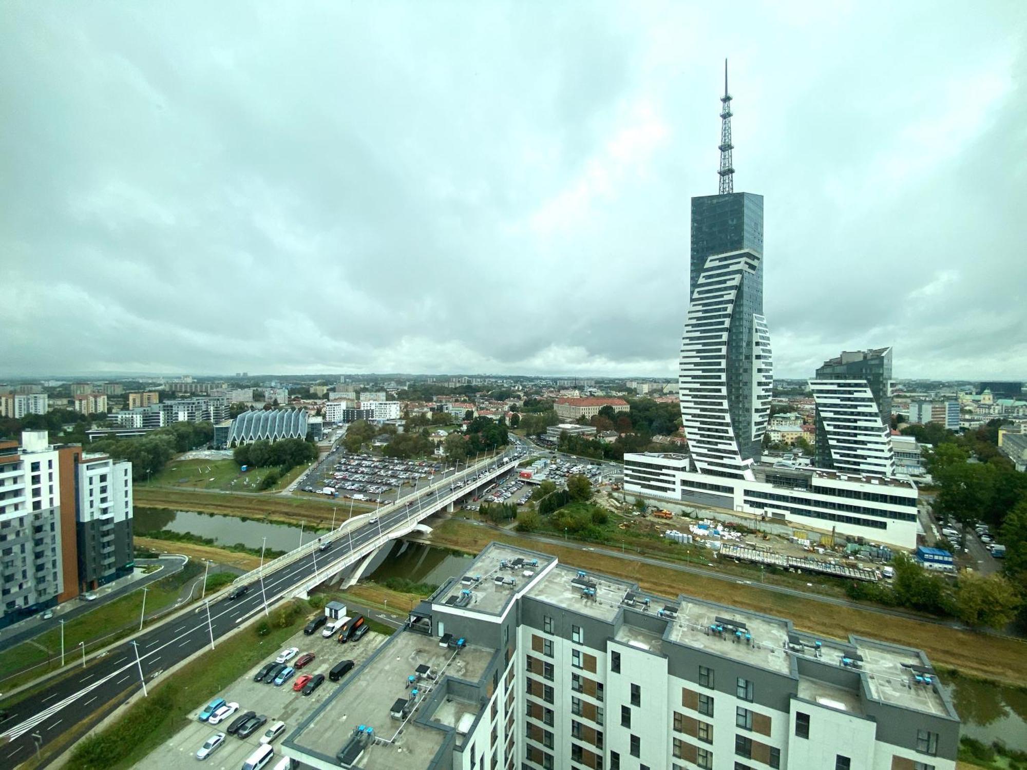 Panorama Capital Luna Rzeszów Extérieur photo